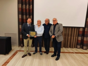 El cónclave actual, reflexions i comentaris entorn als últims Papes”